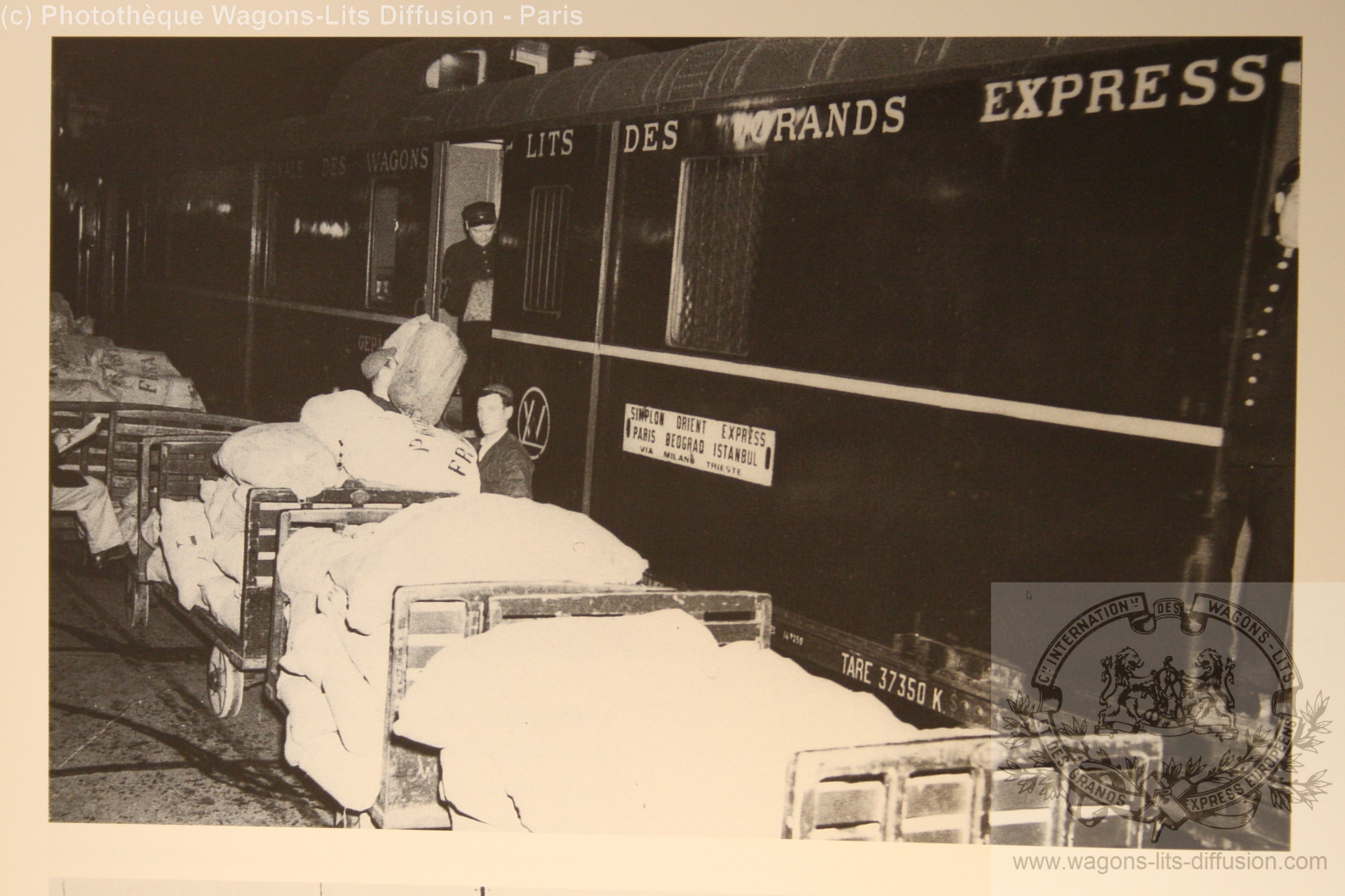 Wl embarquement du courrier a bord du simplon orient express en 1927