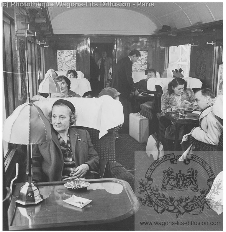 Wl pub voiture restaurant vers 1952