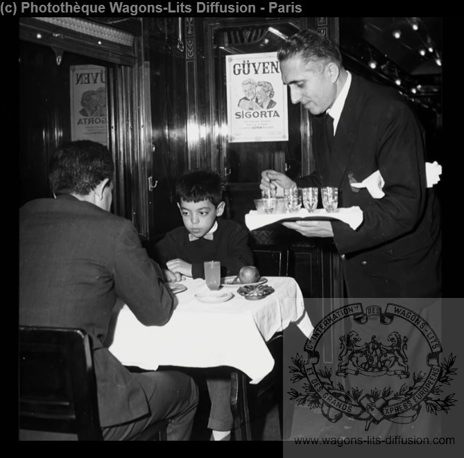 Wl pub voiture restaurant vers 1961